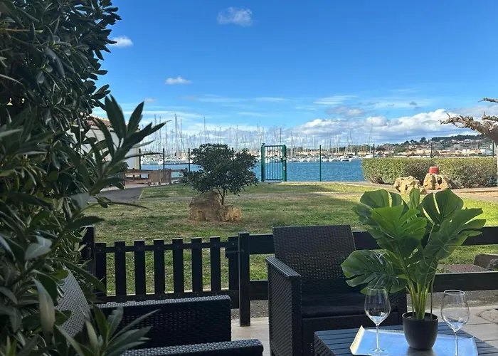 아파트 24 Tropic Deluxe