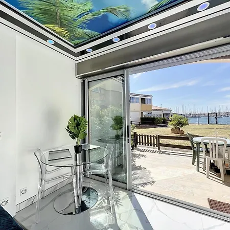 24 Tropic Deluxe Apartamento Agde